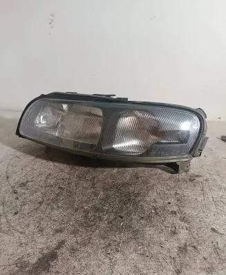Volvo V70 Headlight/headlamp 8620686 89004805