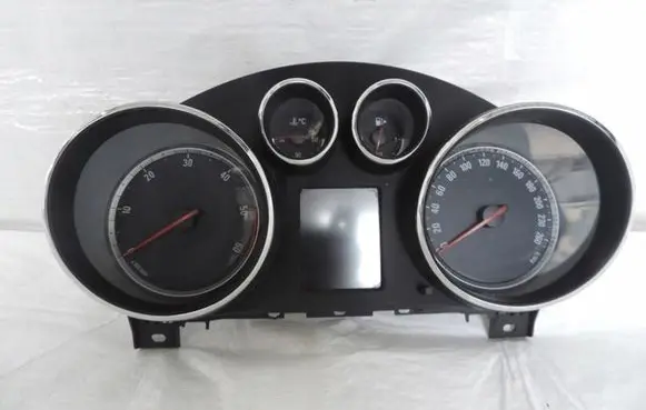 Opel Insignia A Speedometer (instrument cluster) 13333344