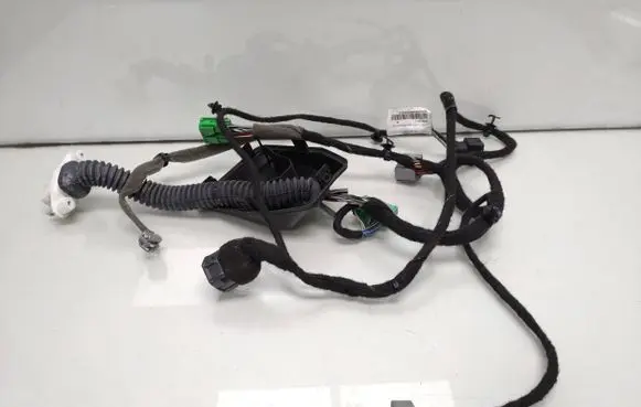 Volvo XC90 Front door wiring loom 30762158