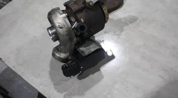 BMW 1 E81 E87 Turbo 7795496 B050922086 49135