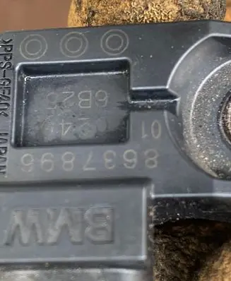 BMW 1 F20 F21 Air pressure sensor 8637896 6B23 01024
