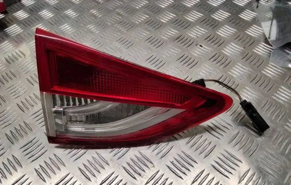 Ford Kuga II Tailgate rear/tail lights 90021833