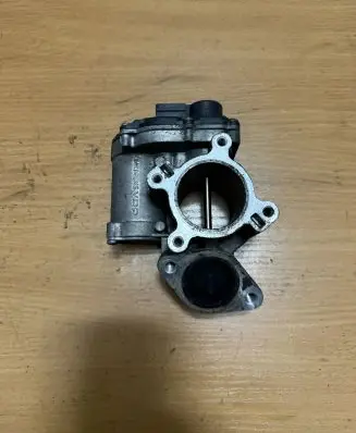 Renault Trafic II (X83) EGR valve A2C53179081 8200797706A