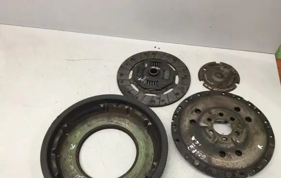Volkswagen Golf II Clutch set kit 027141025H 1861846137 027105273