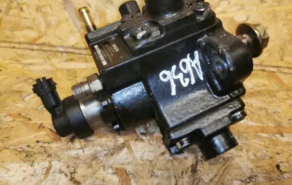 Opel Astra H Fuel injection high pressure pump 0055204599 0445010097 0394746