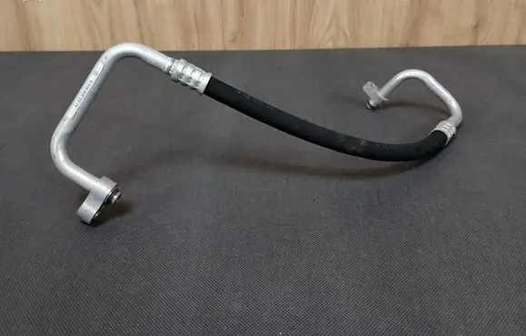 Mercedes-Benz B W246 W242 Air conditioning (A/C) pipe/hose 2468302315 A2468302315