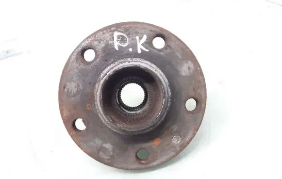 Skoda Octavia Mk2 (1Z) Front wheel hub