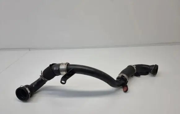 Land Rover Evoque II Intercooler hose/pipe GJ326C782