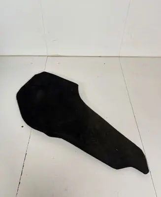 Tesla Model 3 Other center console (tunnel) element 108681400F