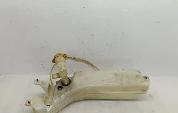 Opel Frontera B Windshield washer fluid reservoir/tank