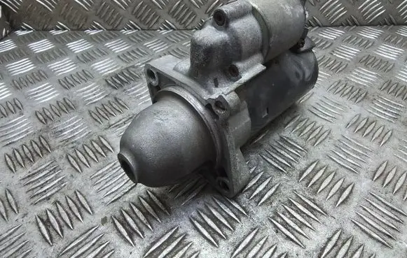 BMW 5 E60 E61 Starter motor 7515391 751539103 7515390