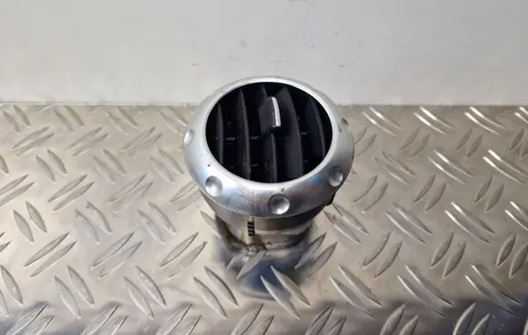 Audi TT Mk1 Dash center air vent grill 8N0820901