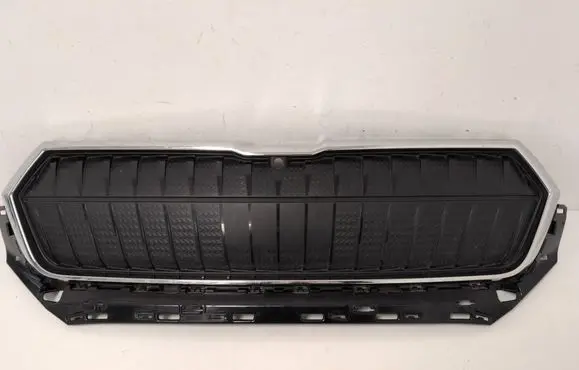 Skoda Enyaq iV Front bumper upper radiator grill 5LA853653