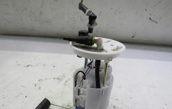 Suzuki Ignis In-tank fuel pump KRIS235789