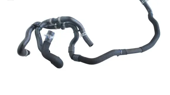 Volvo XC40 Engine coolant pipe/hose