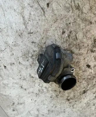 Volvo S60 Throttle valve 28275019