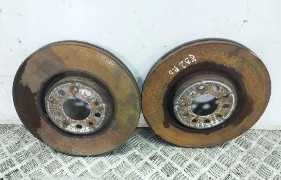 Jeep Cherokee Front brake disc