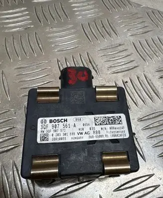 Volkswagen Golf VII Distronic sensor radar 3QF907561A 0203301599