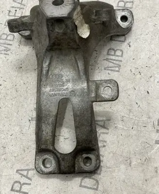 Audi A5 8T 8F Engine mounting bracket 4G0199308