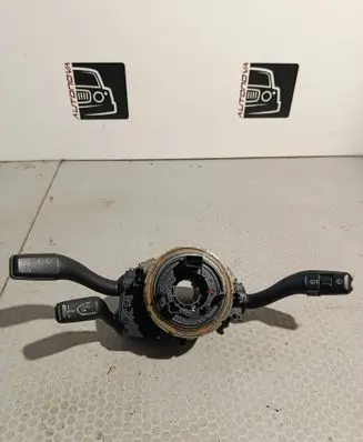 Wiper turn signal indicator stalk/switch
