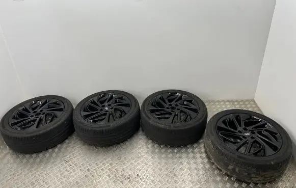 Hyundai Tucson TL R19 alloy rim 