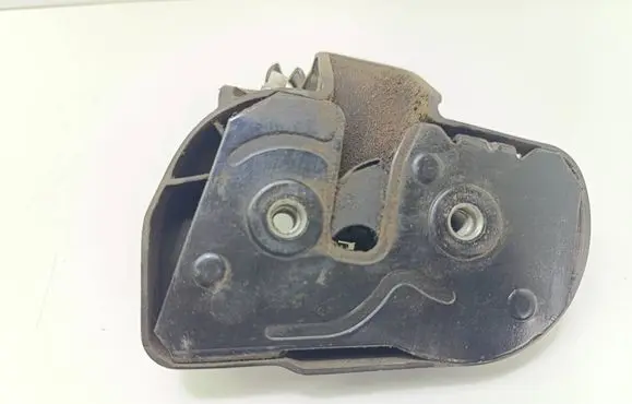 Volkswagen Caddy Sliding door lock 2K0843604