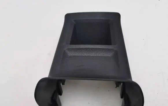 Other center console (tunnel) element