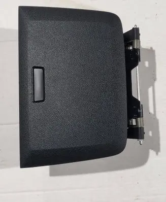 Volkswagen Golf Sportsvan Glove box 517857922