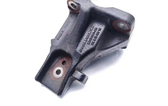 Jaguar F-Pace Engine mounting bracket M8A2-6061-AB ENGJS40015