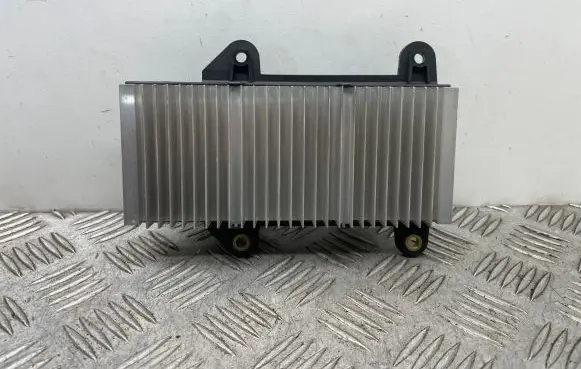 BMW 7 E65 E66 Power management control unit 6953995 8ES00827016