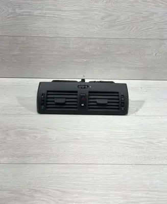 Dash center air vent grill