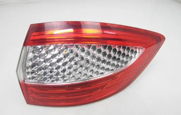 Ford Mondeo MK IV Rear/tail lights 0374D 7S7113404B