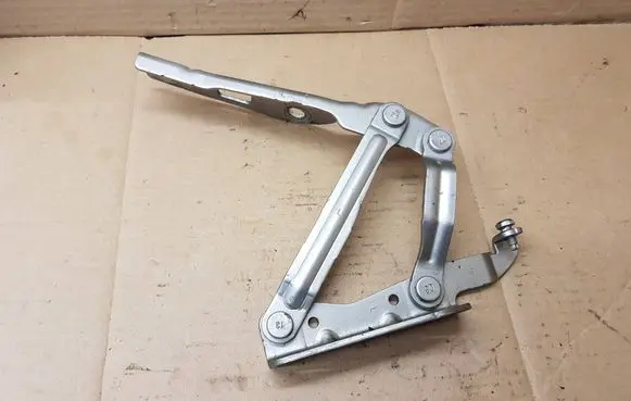 Volkswagen Eos Engine bonnet/hood hinges 1Q0823301C