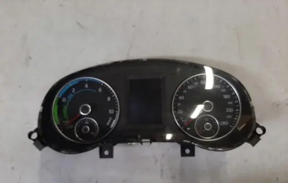 Speedometer (instrument cluster)