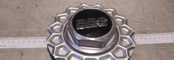 Volkswagen Golf II Original wheel cap 0923221 0924069 0924013