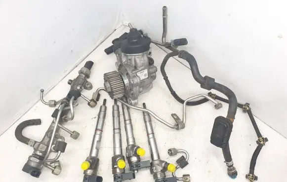 Audi A3 S3 8V Fuel injection system set 0445110471 04L089D