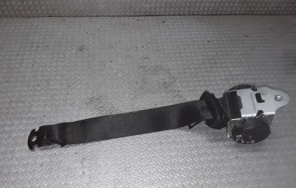 Opel Corsa D Front seatbelt F13251379