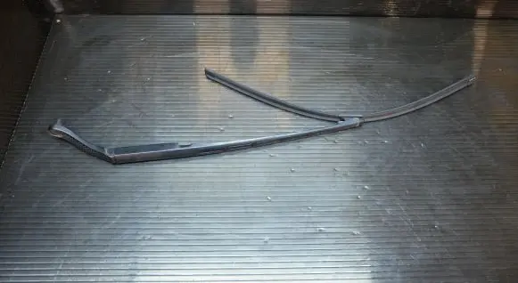 Citroen C5 Front wiper blade arm