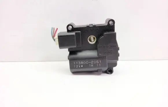 Toyota Corolla Verso AR10 Air flap motor/actuator 1138002051