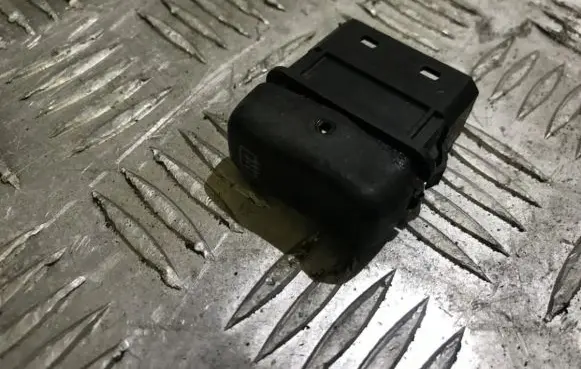 Mercedes-Benz Vito Viano W638 Windscreen/window heater switch 0035455307 3204.0401
