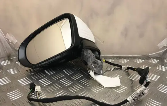 Mercedes-Benz E W238 Front door electric wing mirror A0998108300