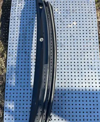 Mitsubishi Colt CZ3 Wiper trim 7405A131