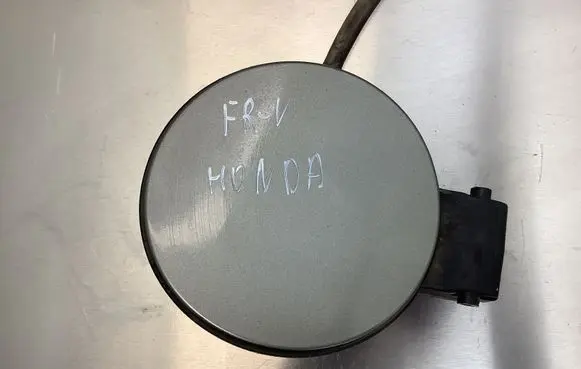 Honda FR-V Fuel tank cap 