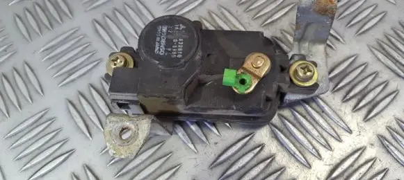 Mitsubishi Space Runner Air flap motor/actuator MB632810 1528005980