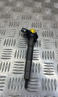 Mercedes-Benz S W221 Fuel injector A642070 090928 A6MUE23