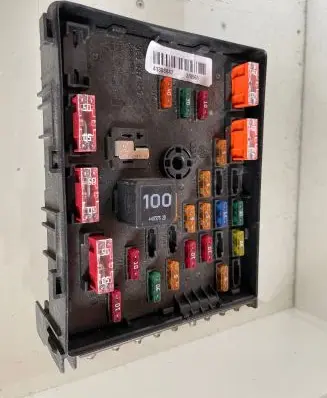 Volkswagen PASSAT B6 Fuse box set 3C0937125 3592777 ASAGF20