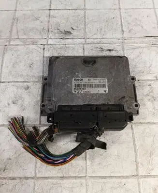 Alfa Romeo 147 Engine control unit/module 0281011488 55198492