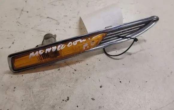 Ford Mondeo MK IV Front fender indicator light 7S7113K354A