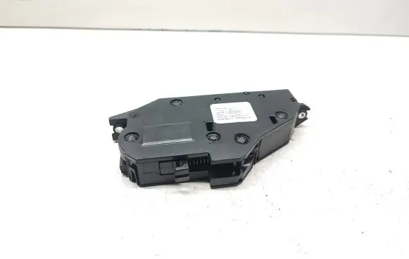 BMW X5 E70 Glove box lock 7161766