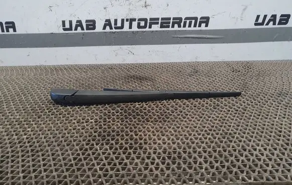 Chrysler Pacifica Rear wiper blade arm Aj98019